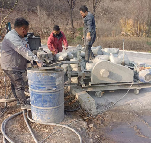 镇雄路面下沉注浆